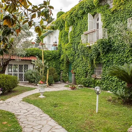 Apartment Voltapensieri